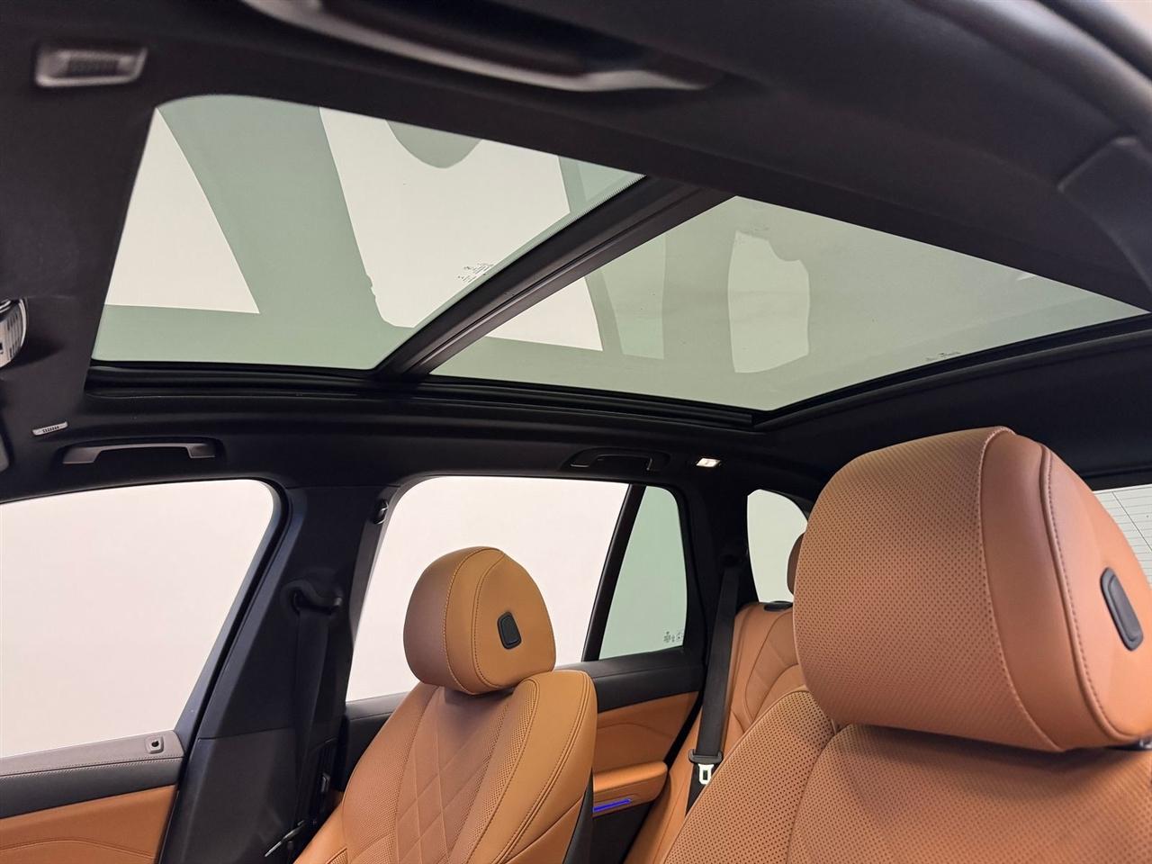 BMW X5 xDrive40i Sports Activity Vehicle 2023
