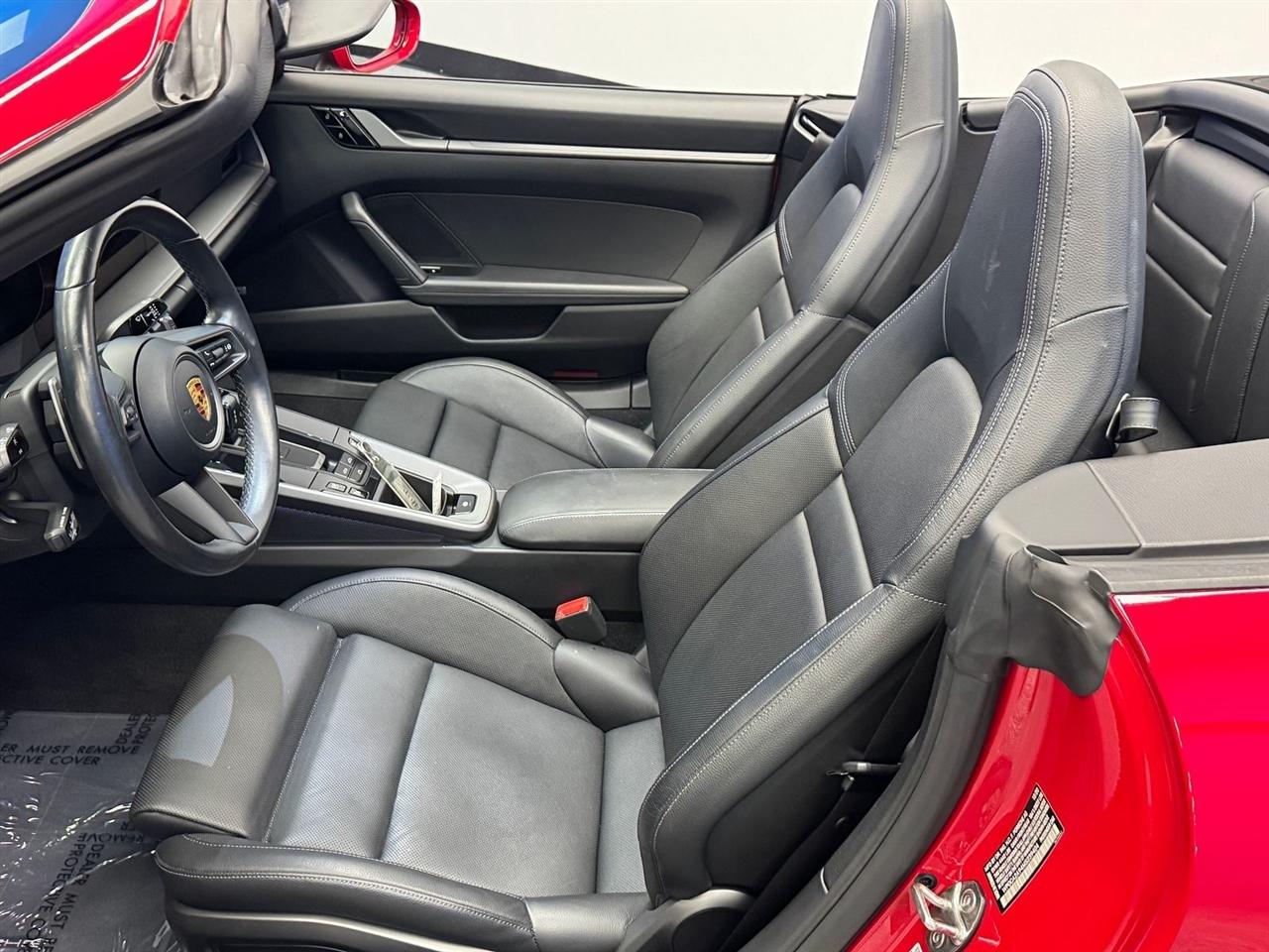 Porsche 911 Carrera Cabriolet 2021