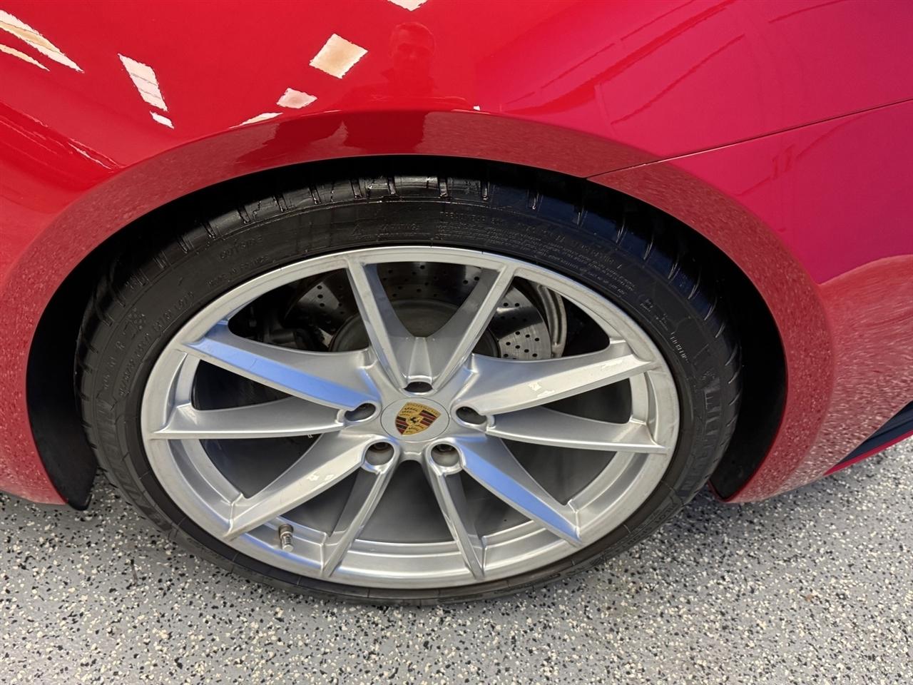 Porsche 911 Carrera Cabriolet 2021
