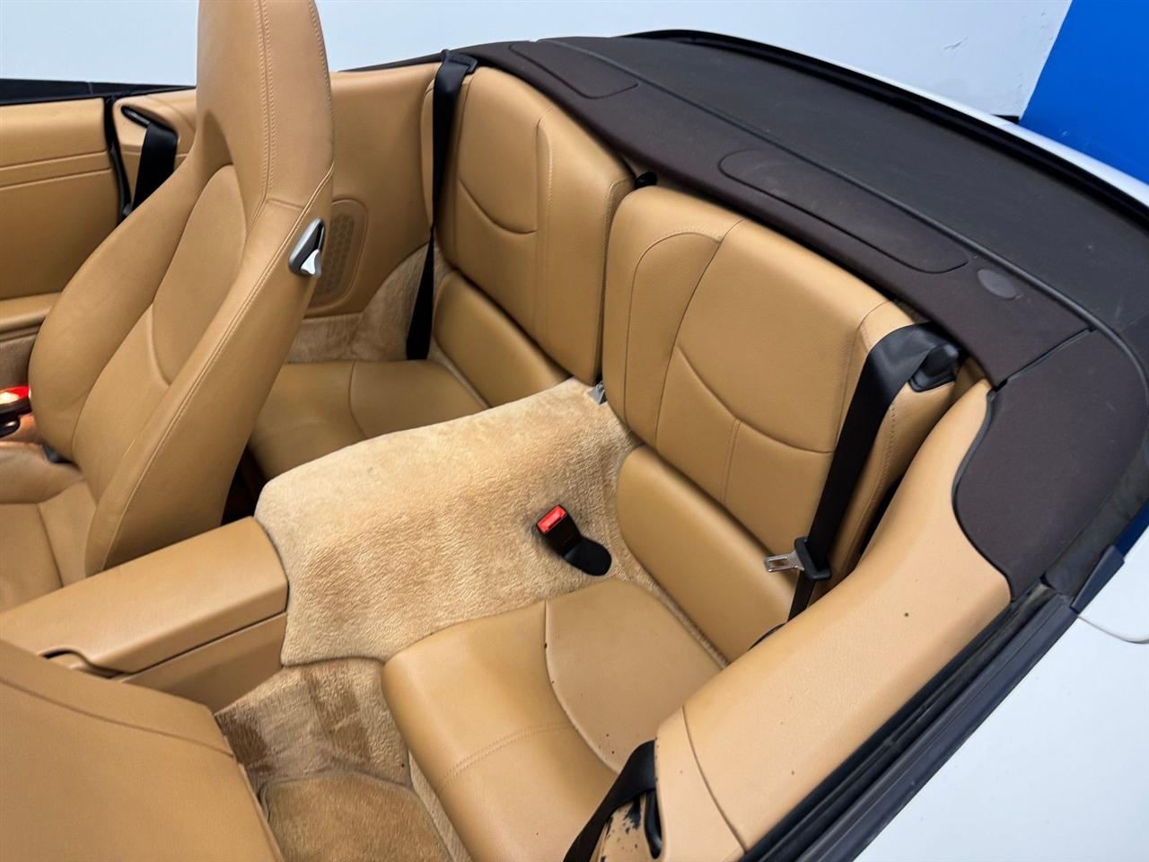 Porsche 911 2dr Cabriolet Carrera 2009