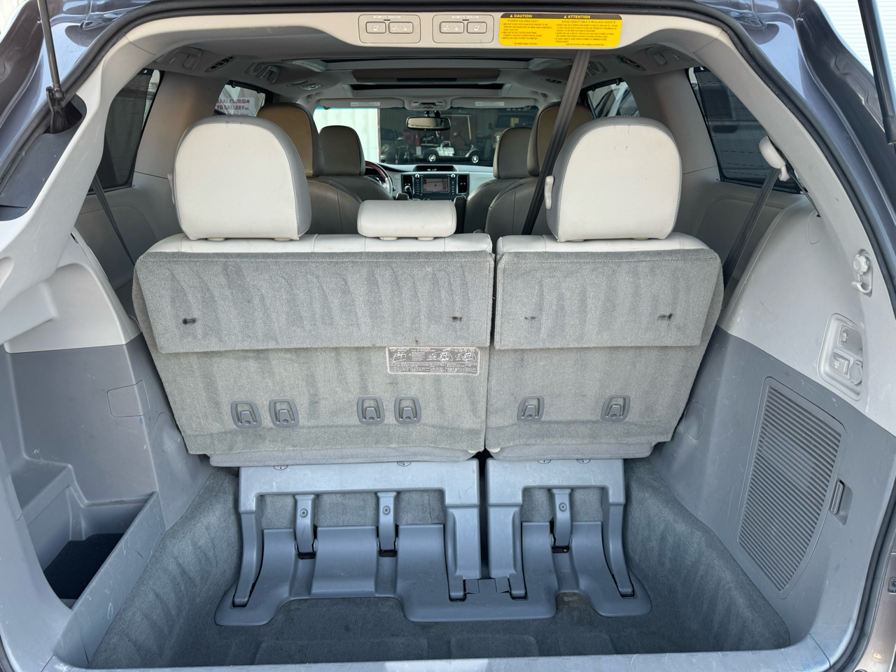 Toyota Sienna XLE FWD 8-Passenger V6 2014