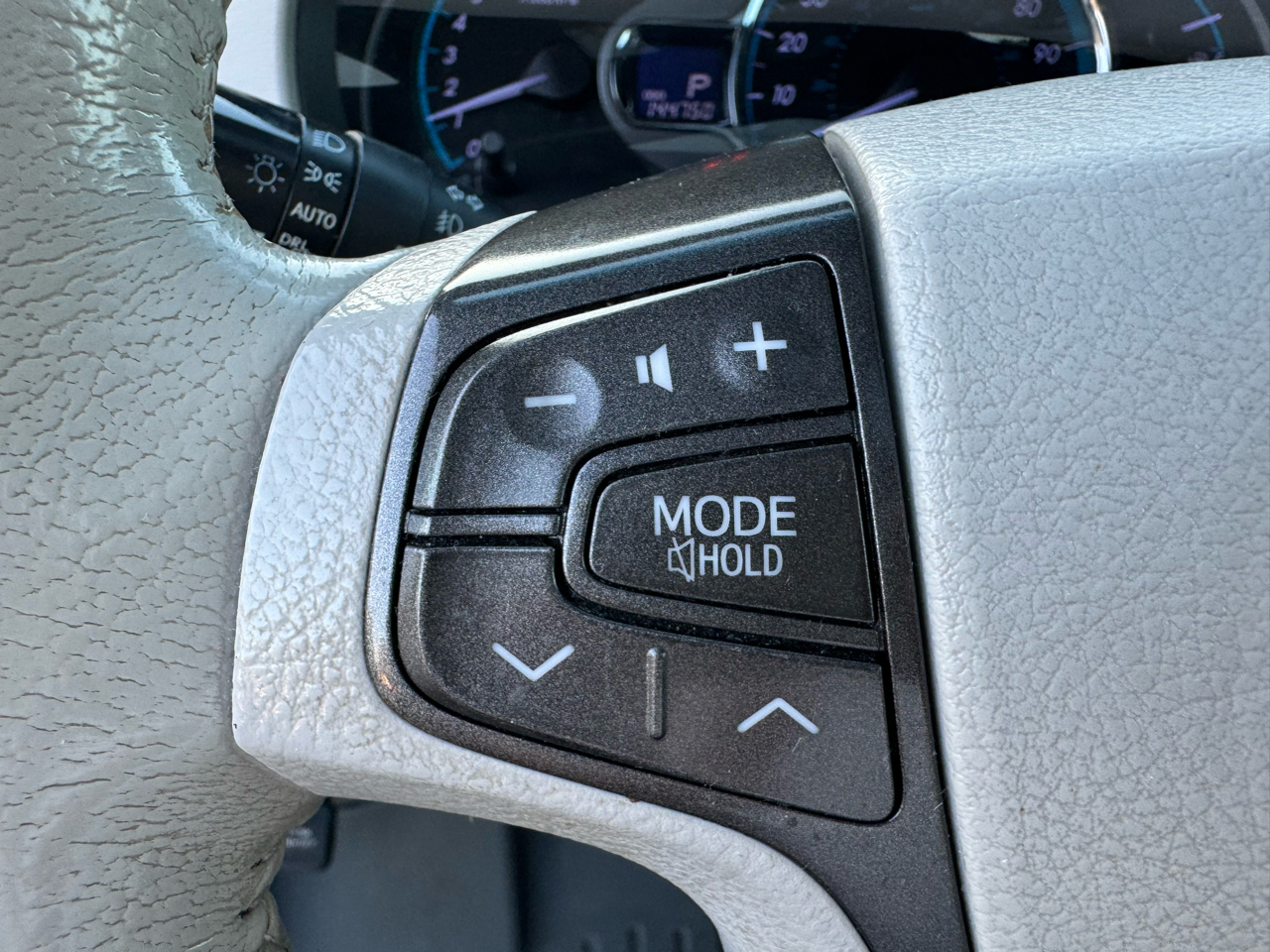 Toyota Sienna XLE FWD 8-Passenger V6 2014