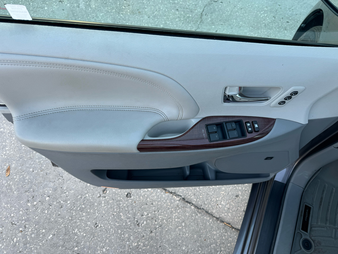 Toyota Sienna XLE FWD 8-Passenger V6 2014