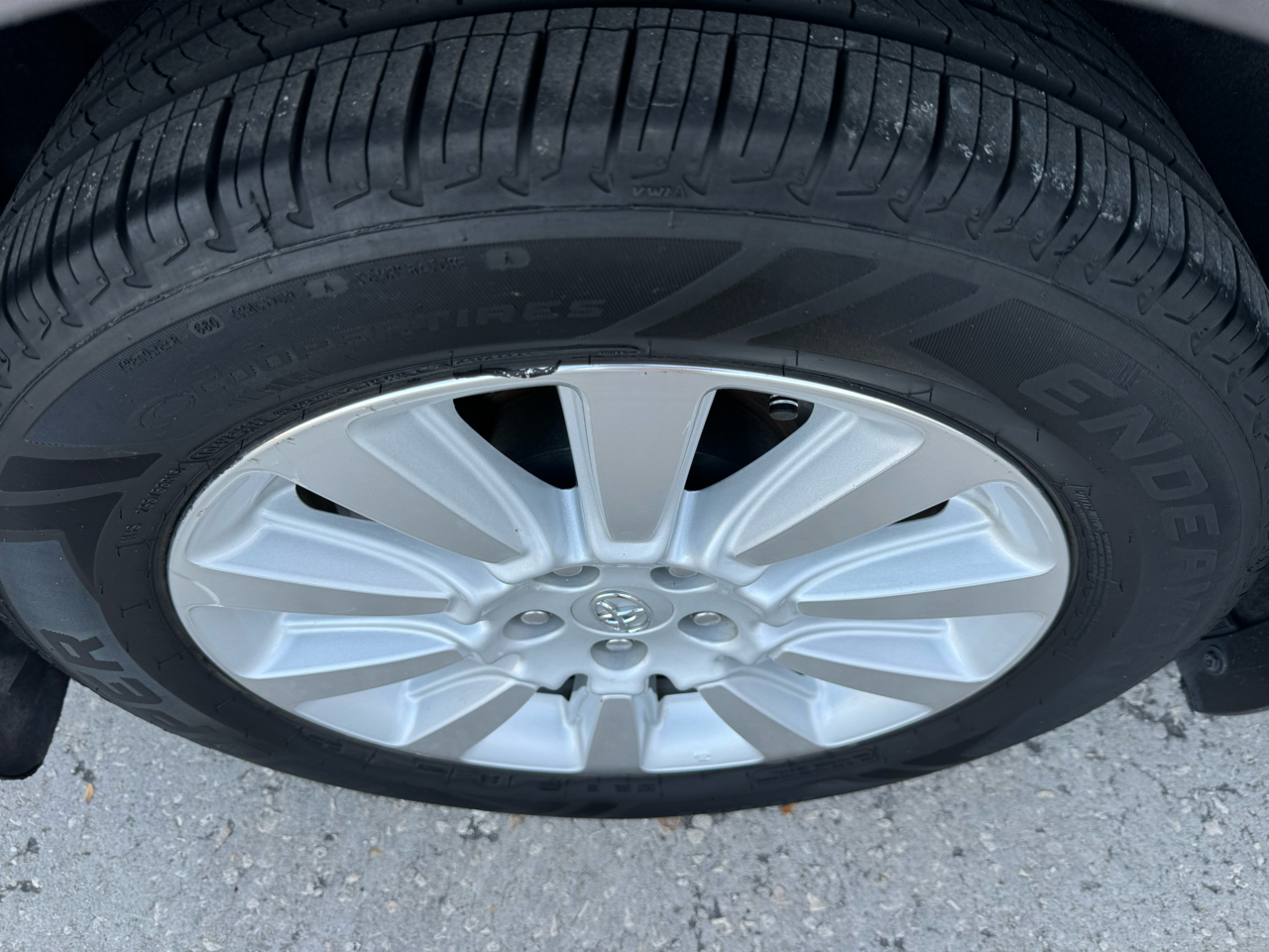 Toyota Sienna XLE FWD 8-Passenger V6 2014