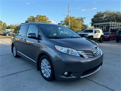 2014 Toyota Sienna 