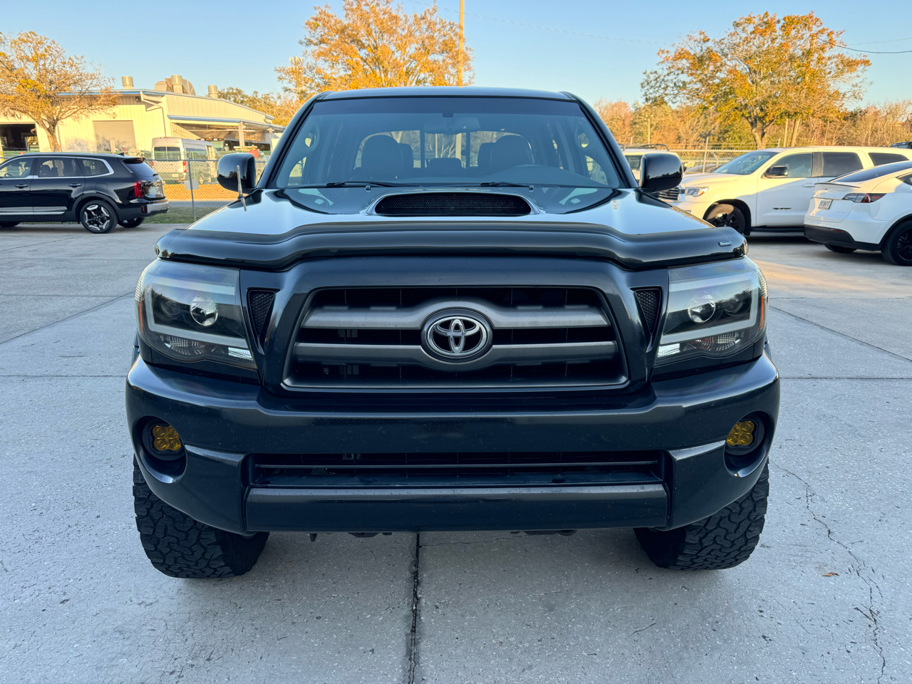 Toyota Tacoma 4WD Double Cab V6 AT TRD Sport (Natl) 2010