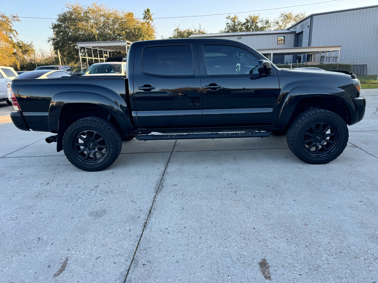 Toyota Tacoma 4WD Double Cab V6 AT TRD Sport (Natl) 2010