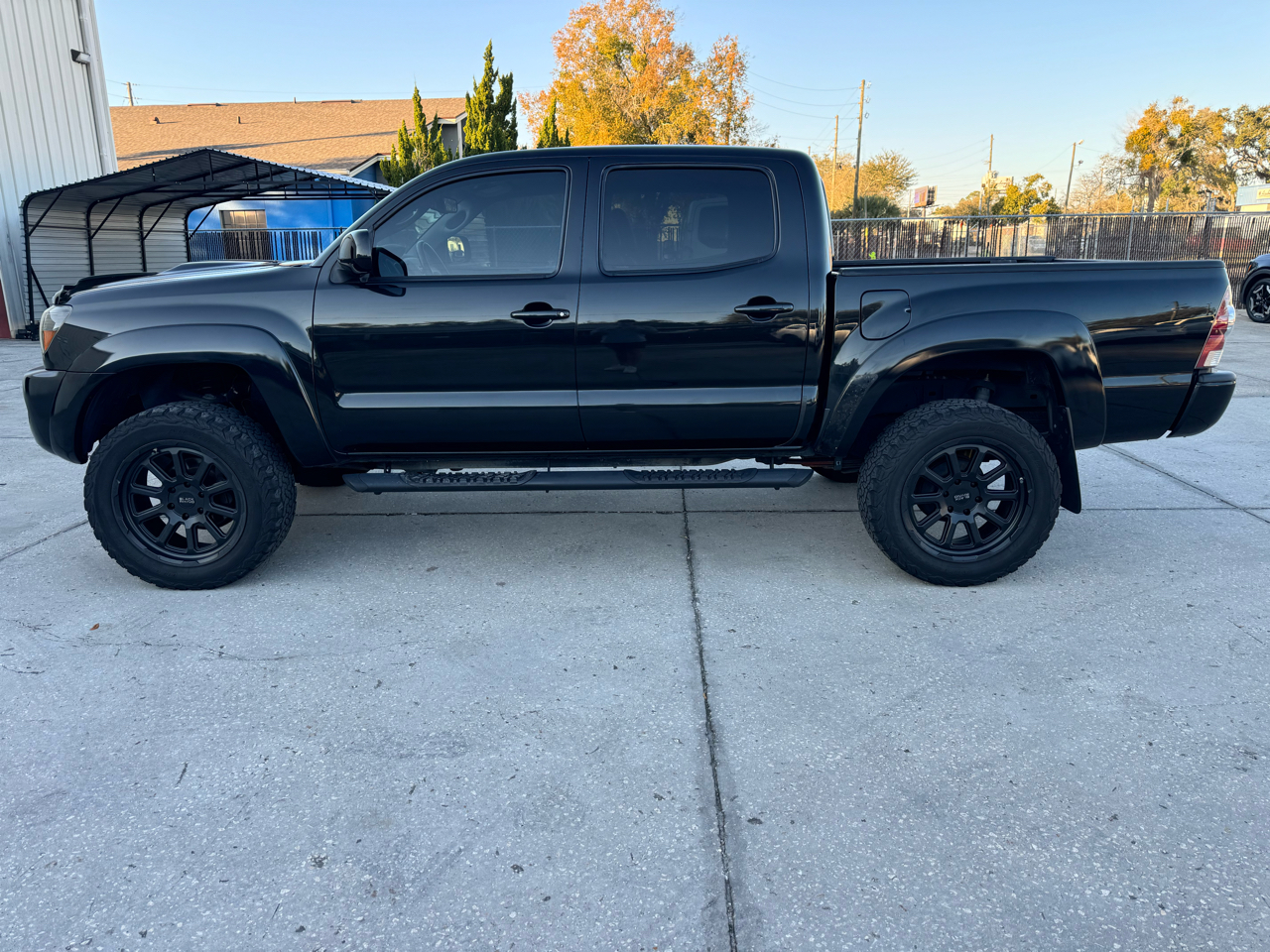 Toyota Tacoma 4WD Double Cab V6 AT TRD Sport (Natl) 2010