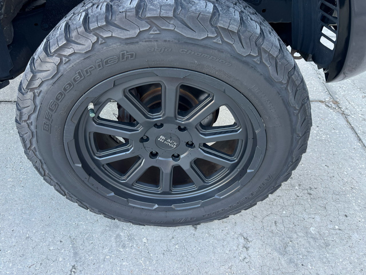 Toyota Tacoma 4WD Double Cab V6 AT TRD Sport (Natl) 2010