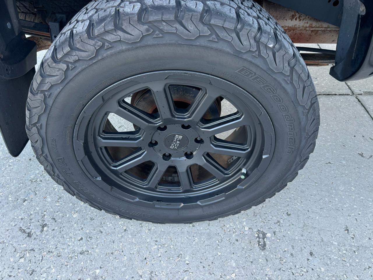 Toyota Tacoma 4WD Double Cab V6 AT TRD Sport (Natl) 2010