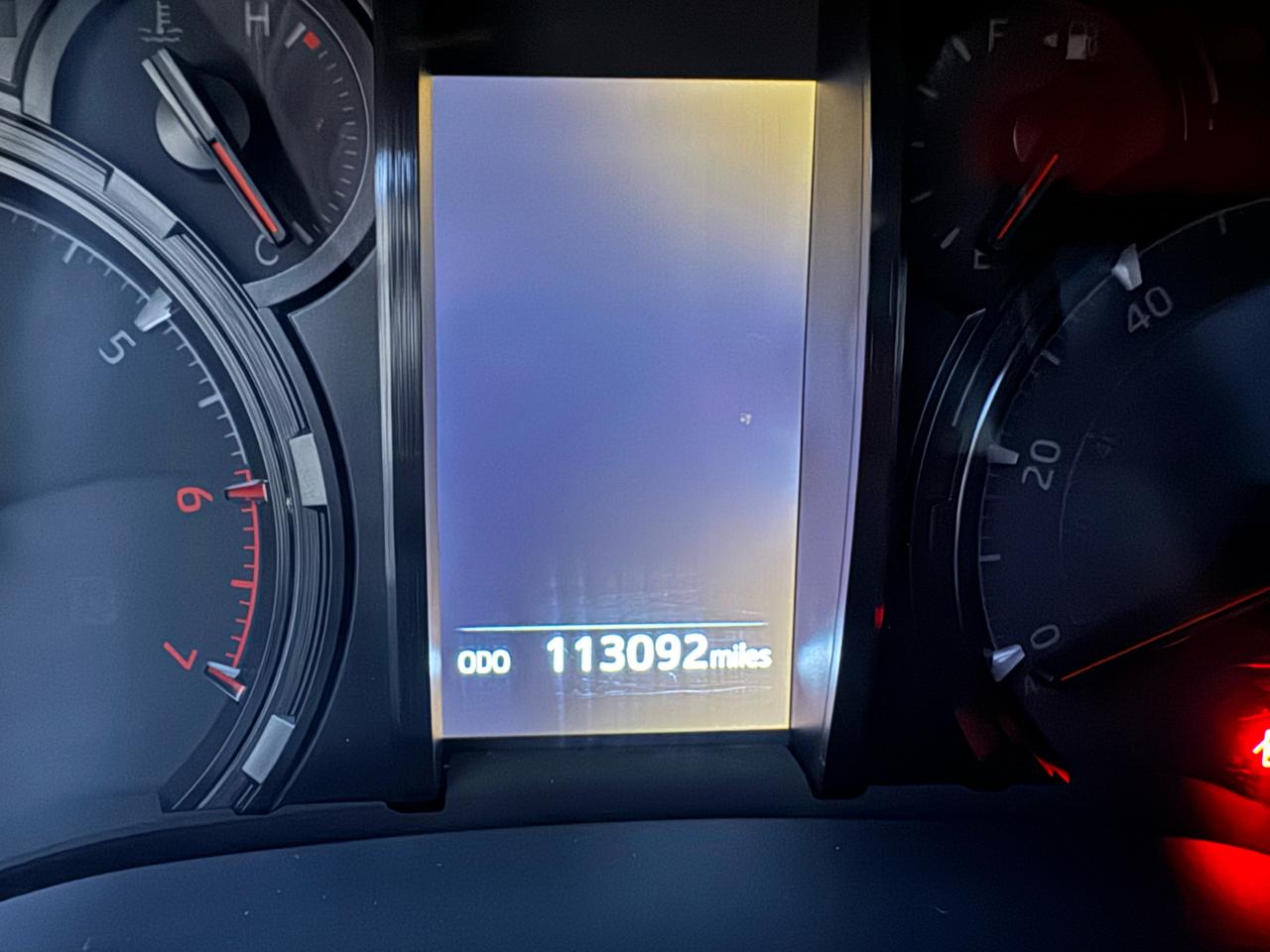 Toyota 4Runner SR5 4WD 2023