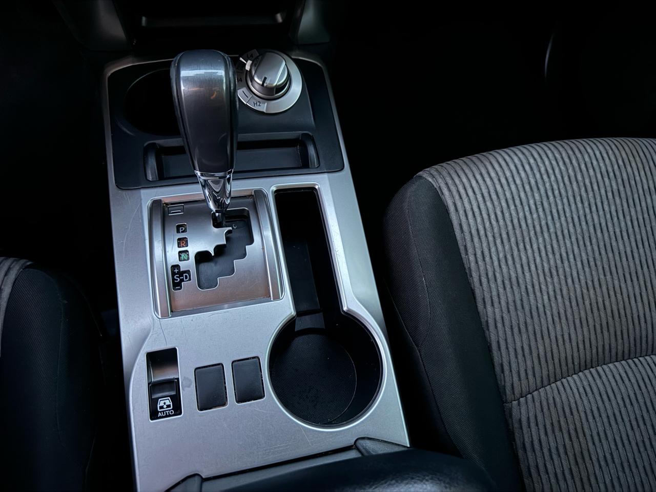 Toyota 4Runner SR5 4WD 2023