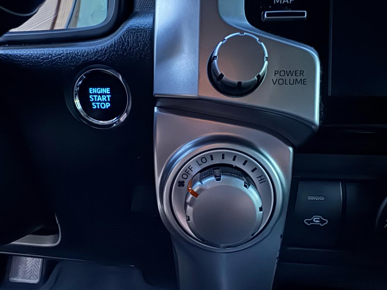 Toyota 4Runner SR5 4WD 2023