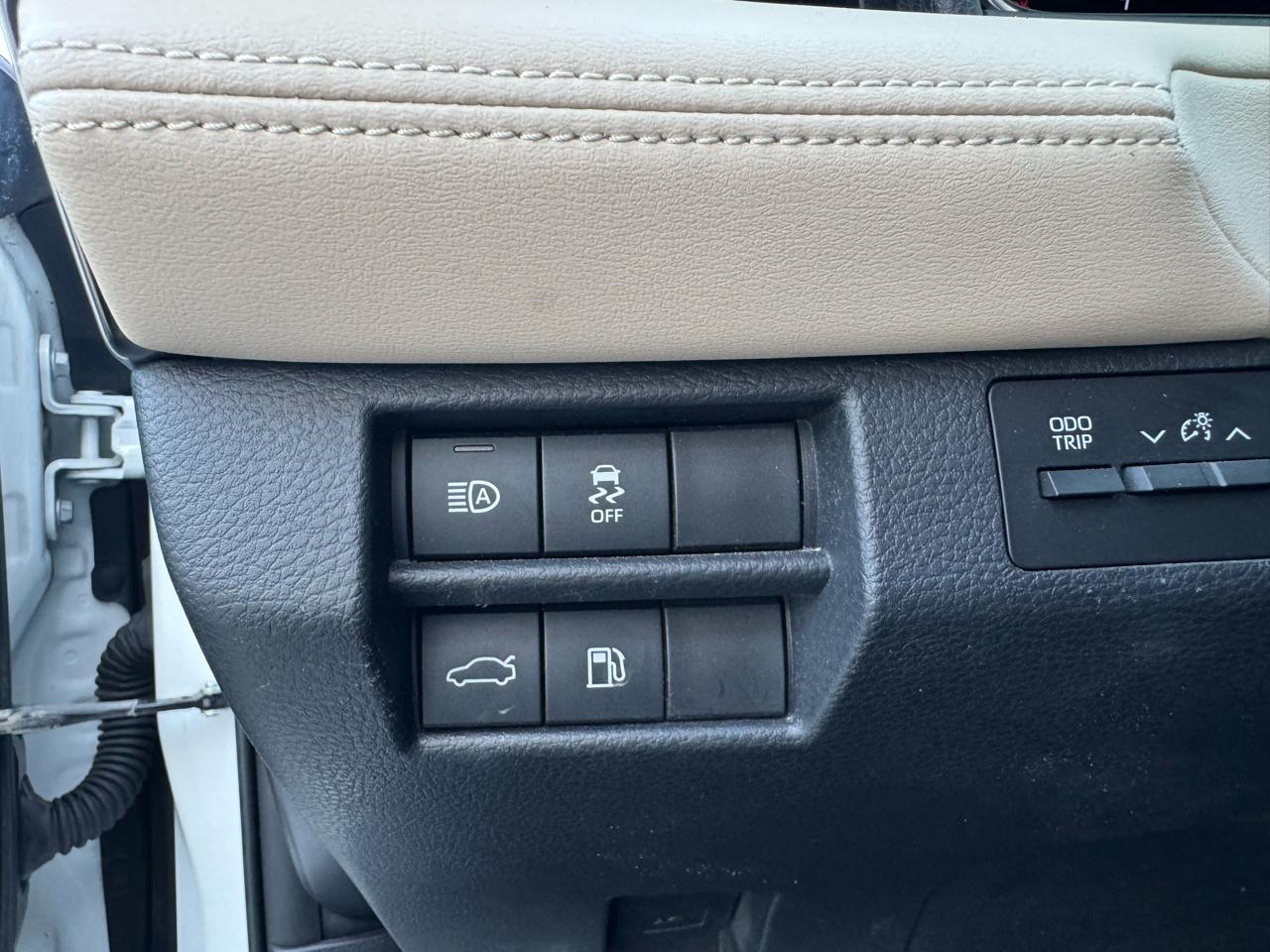 Toyota Avalon XLE 2019