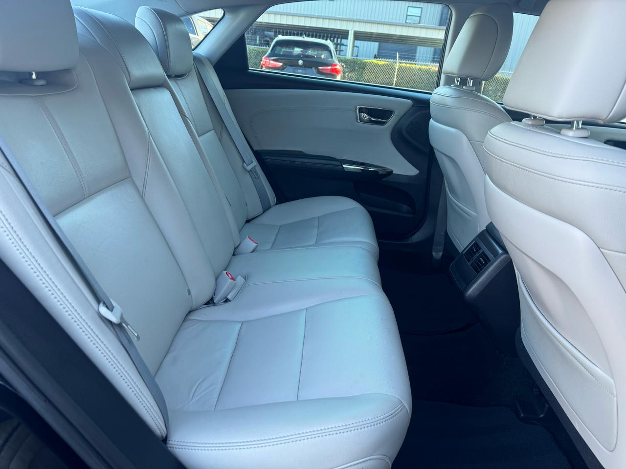 Toyota Avalon XLE 2018