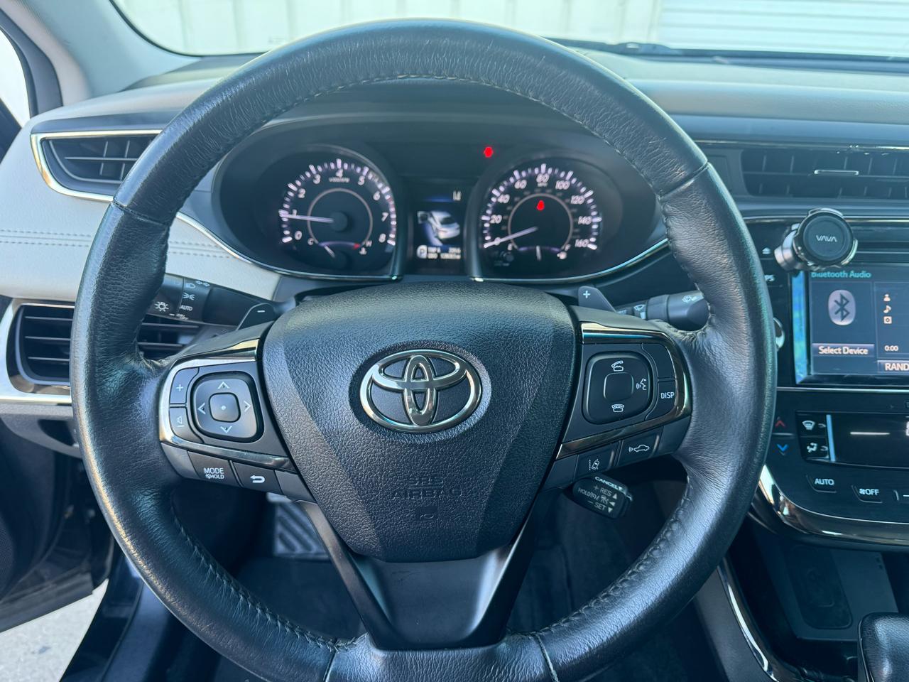 Toyota Avalon XLE 2018