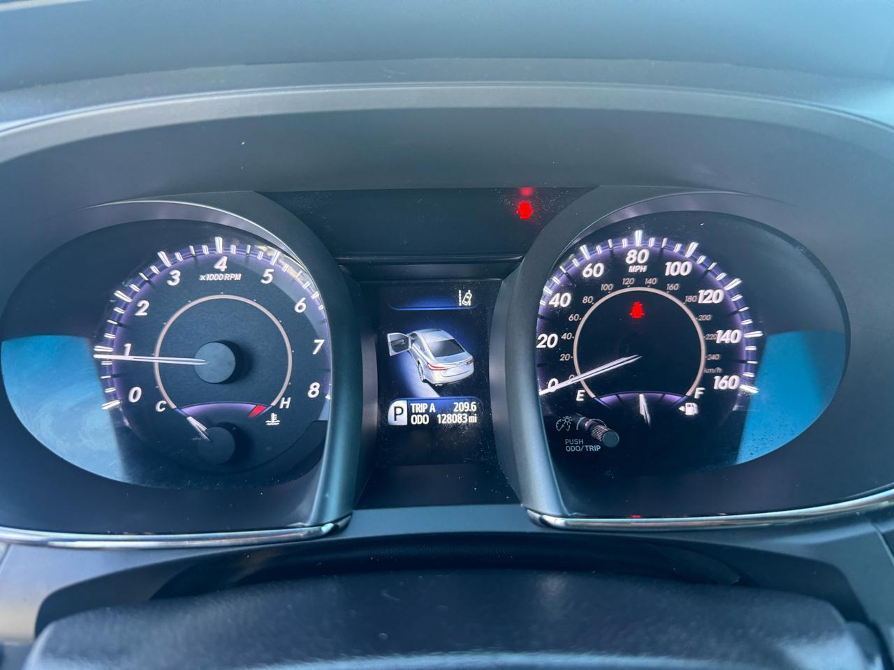 Toyota Avalon XLE 2018