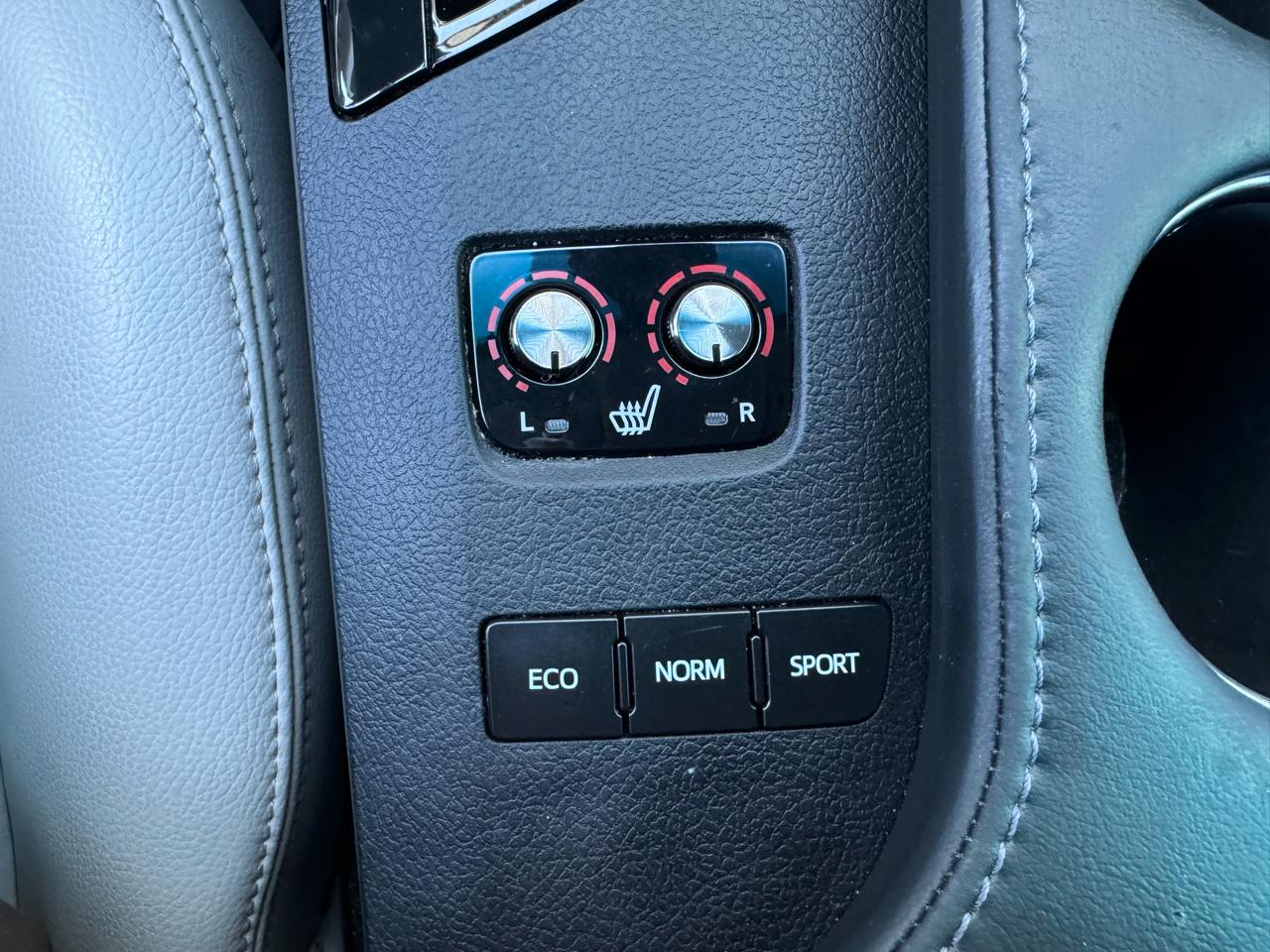 Toyota Avalon XLE 2018