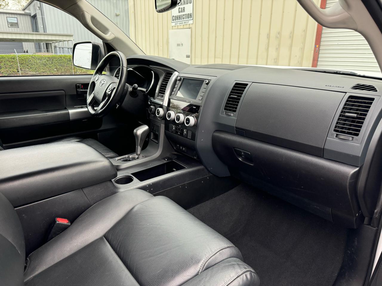 Toyota Sequoia TRD Sport 4WD 2021