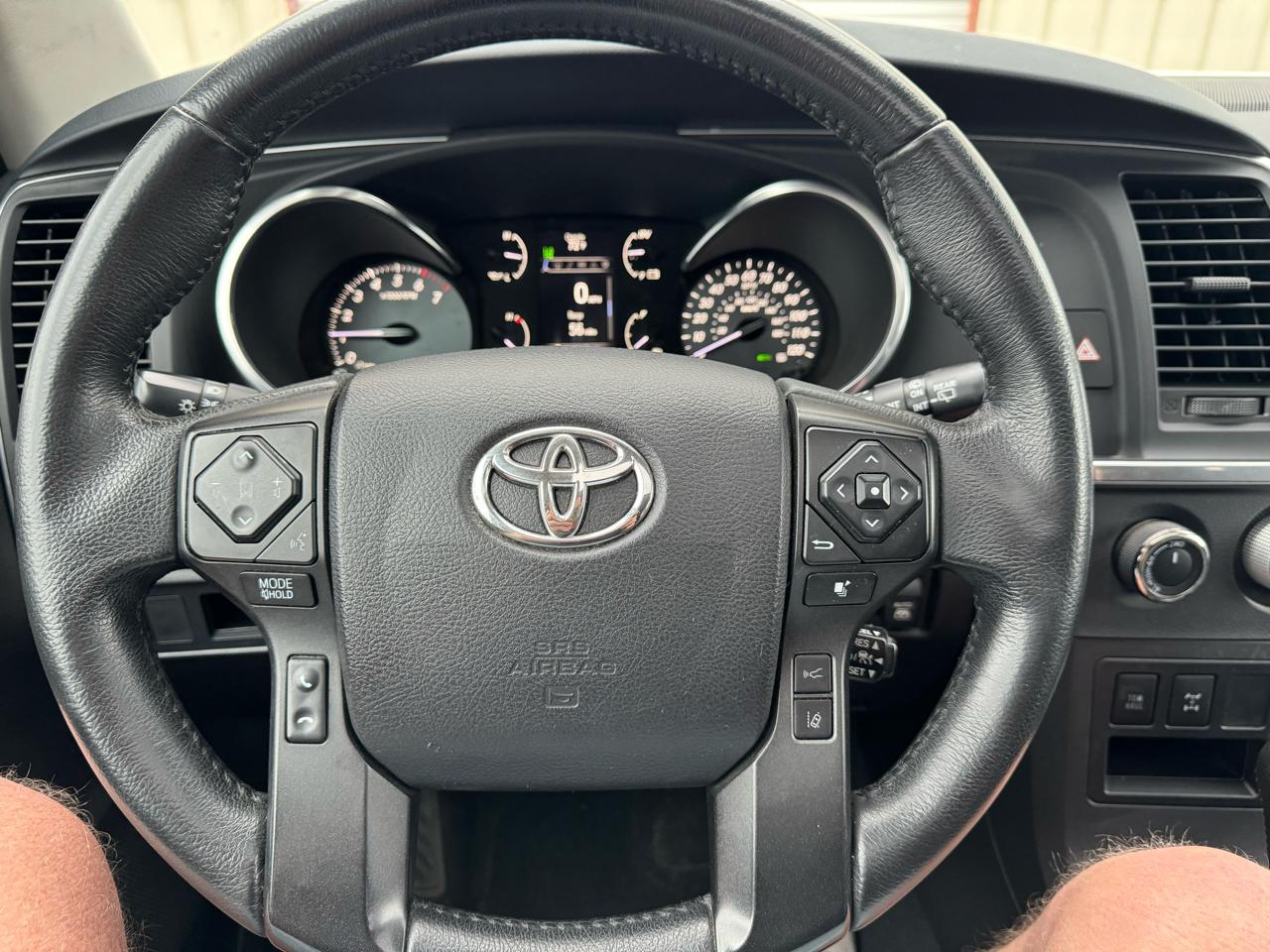 Toyota Sequoia TRD Sport 4WD 2021