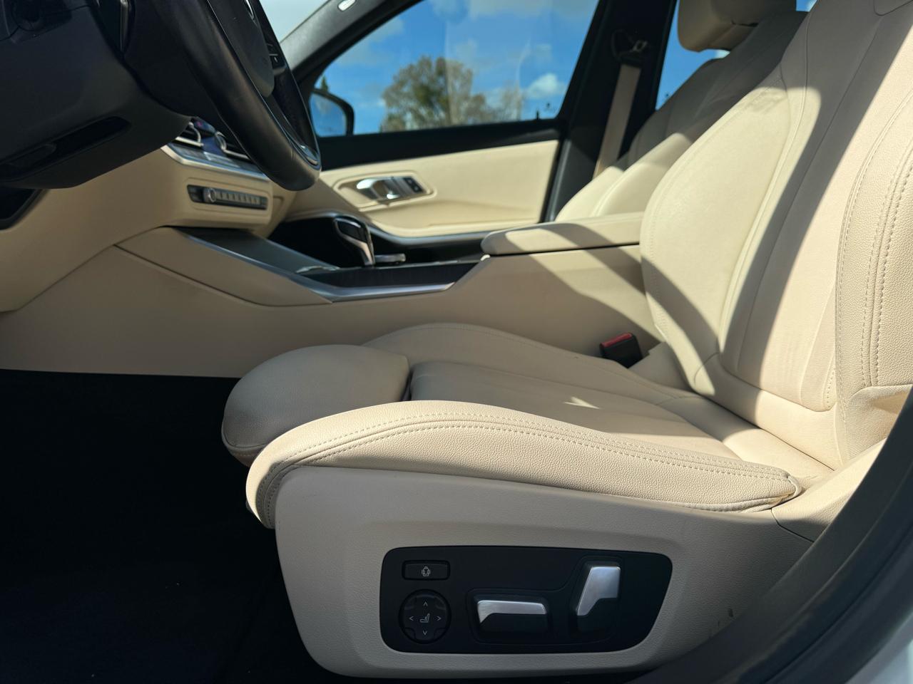 BMW 3-Series 330i xDrive 2020