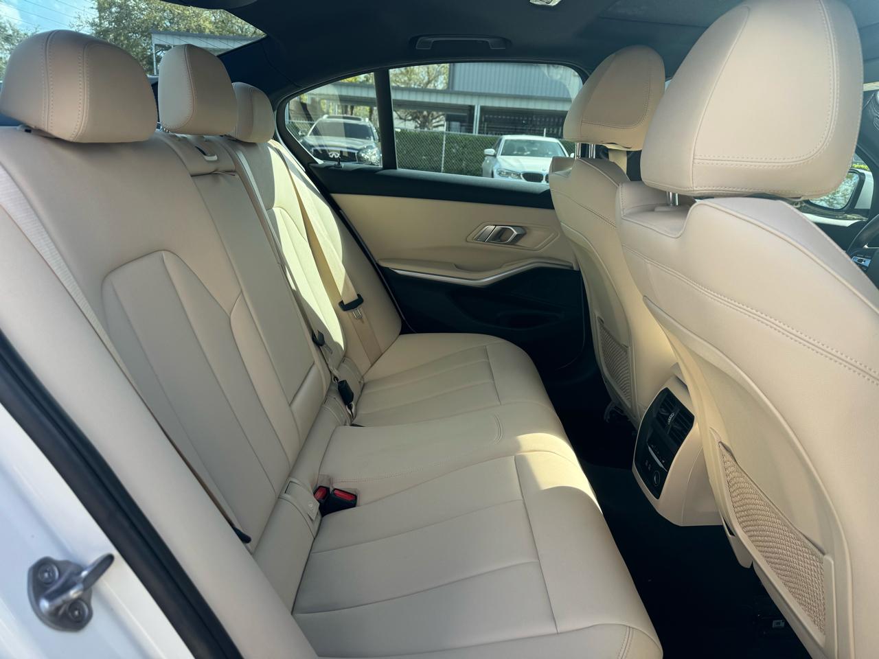 BMW 3-Series 330i xDrive 2020