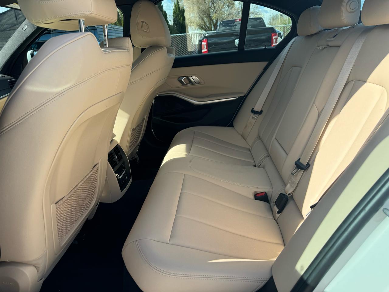 BMW 3-Series 330i xDrive 2020