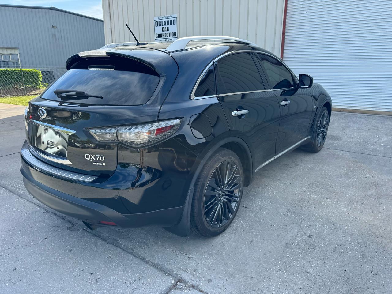 Infiniti QX70  2017