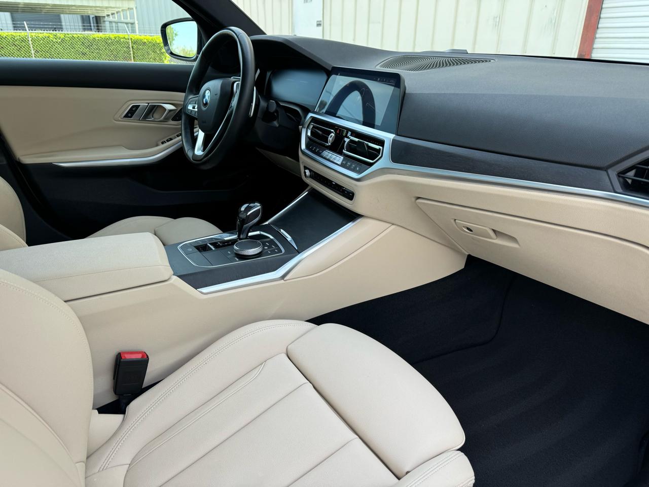 BMW 3-Series 330i xDrive 2020