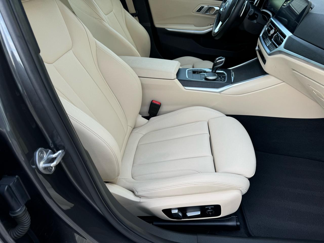 BMW 3-Series 330i xDrive 2020