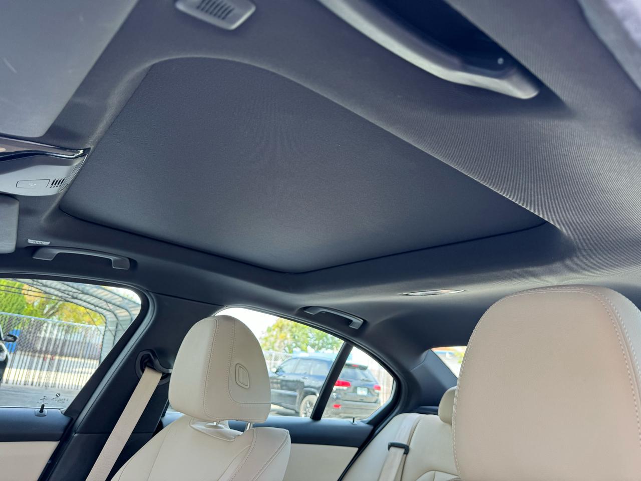 BMW 3-Series 330i xDrive 2020