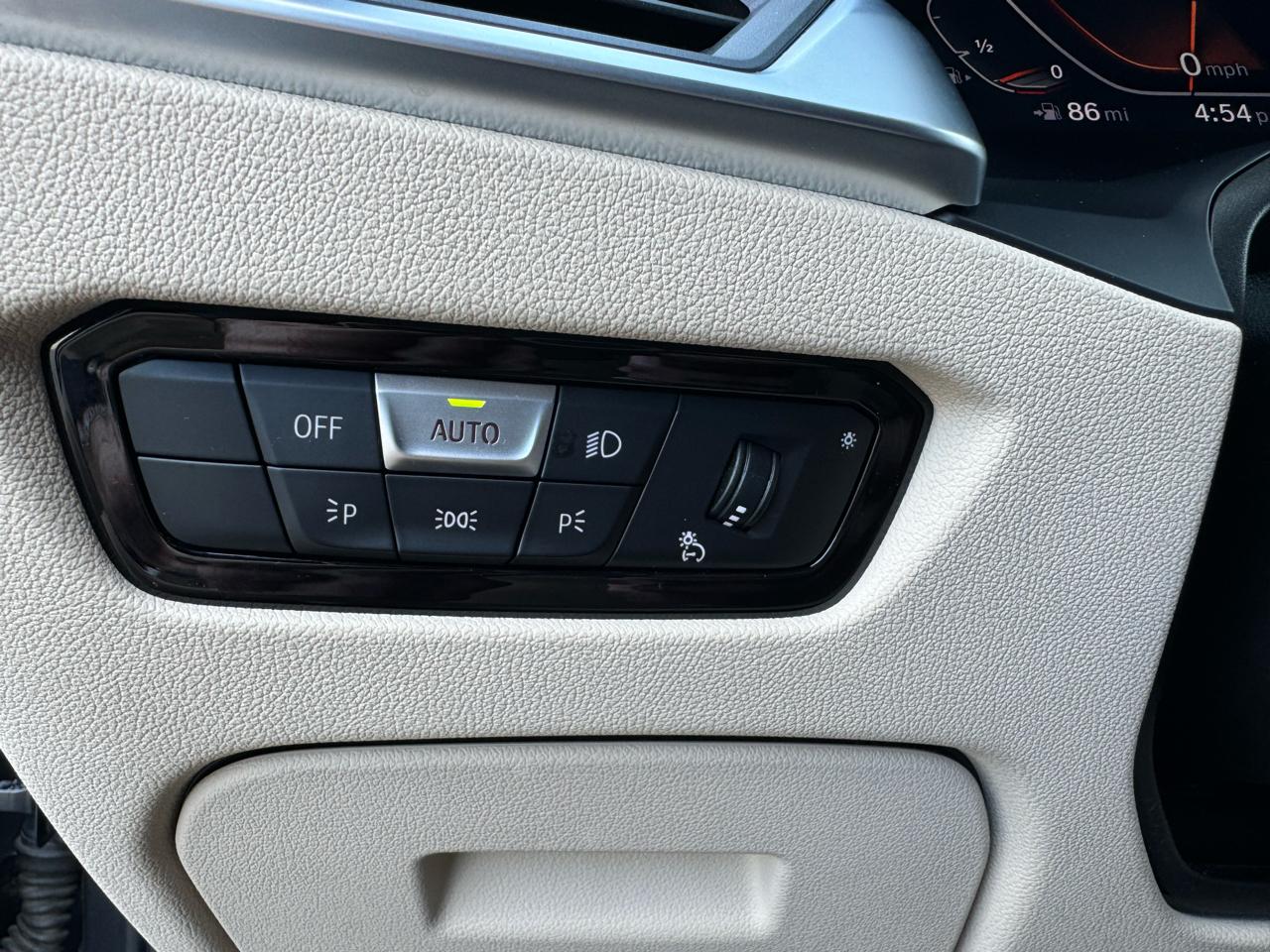 BMW 3-Series 330i xDrive 2020