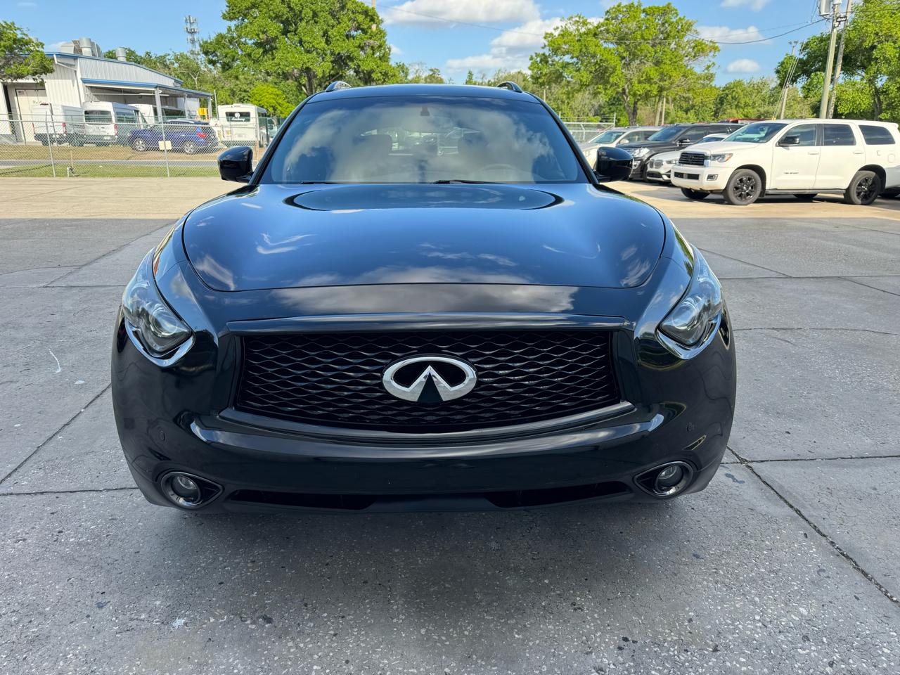 Infiniti QX70  2017