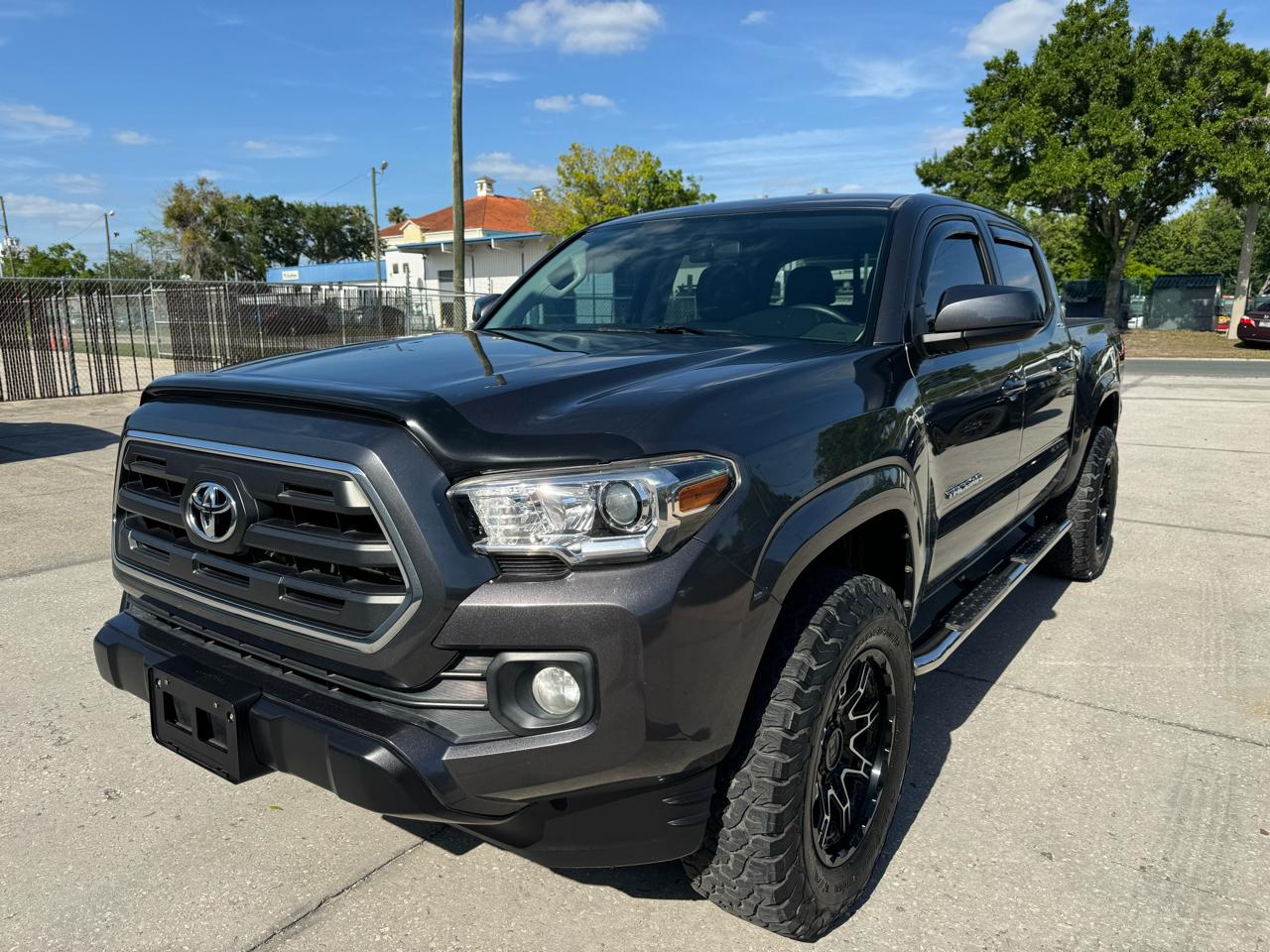 Toyota Tacoma 2WD Double Cab V6 AT SR5 (Natl) 2016