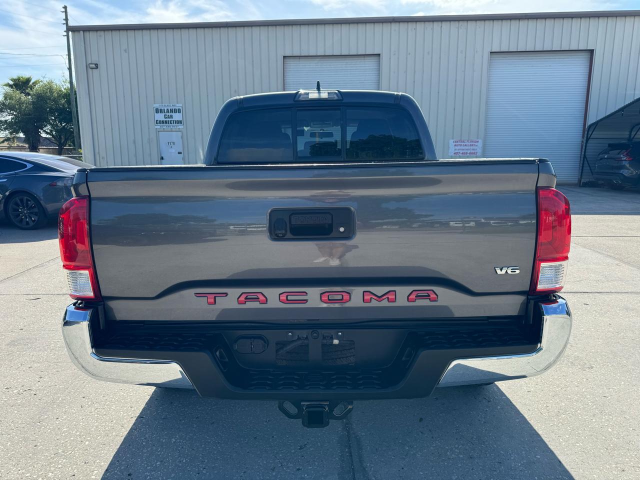 Toyota Tacoma 2WD Double Cab V6 AT SR5 (Natl) 2016