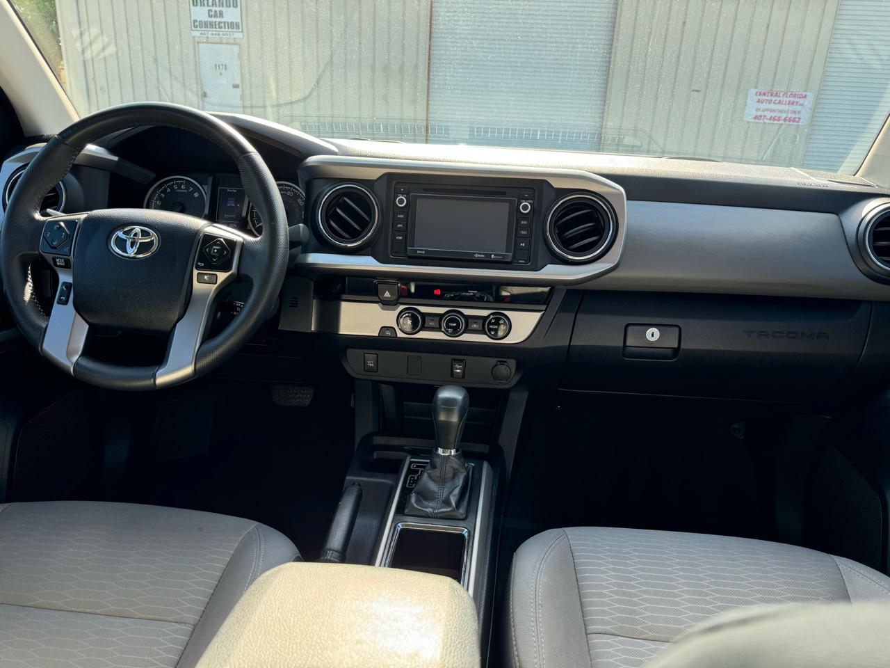 Toyota Tacoma 2WD Double Cab V6 AT SR5 (Natl) 2016