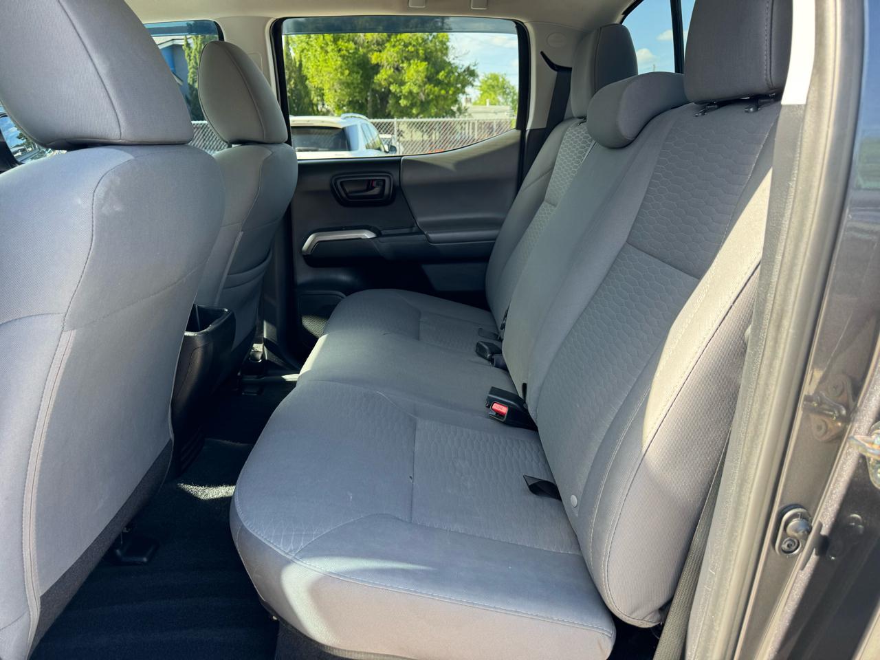 Toyota Tacoma 2WD Double Cab V6 AT SR5 (Natl) 2016