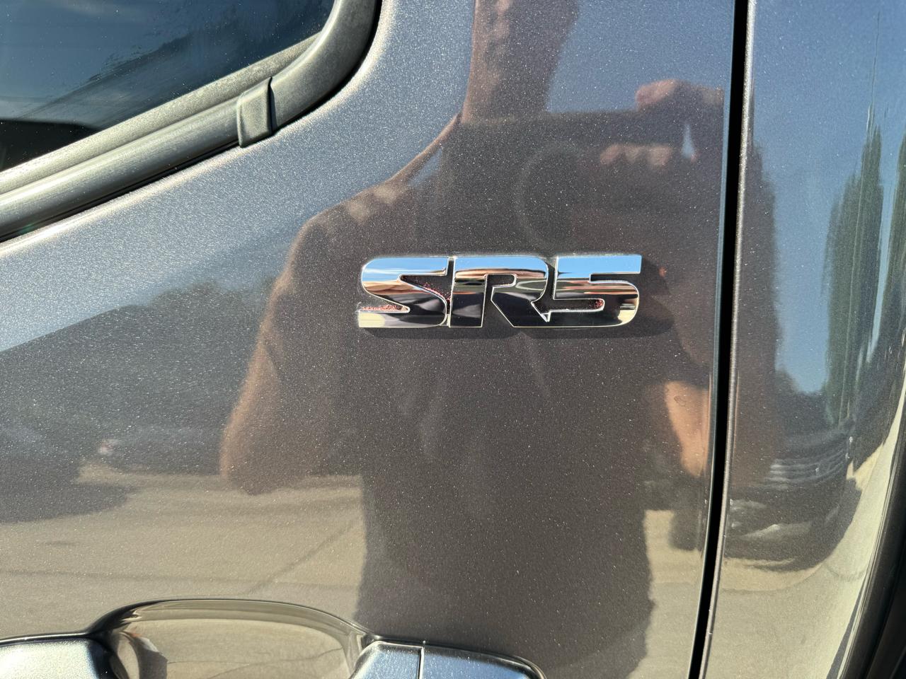 Toyota Tacoma 2WD Double Cab V6 AT SR5 (Natl) 2016