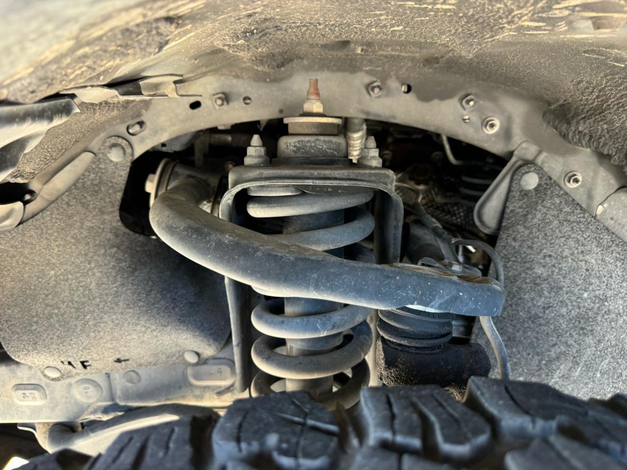 Toyota Tacoma 2WD Double Cab V6 AT SR5 (Natl) 2016