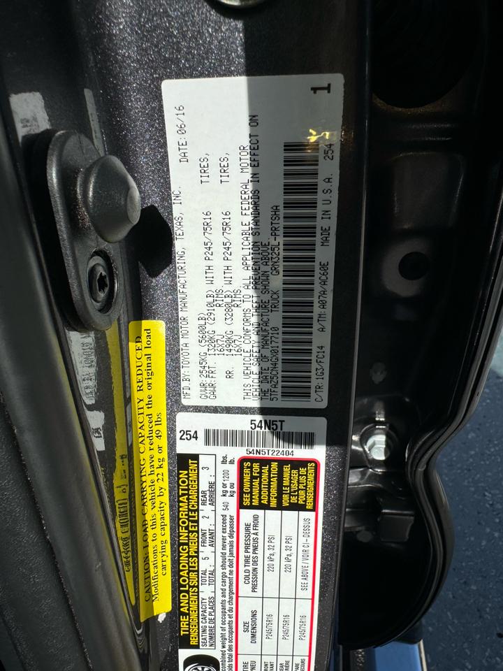 Toyota Tacoma 2WD Double Cab V6 AT SR5 (Natl) 2016