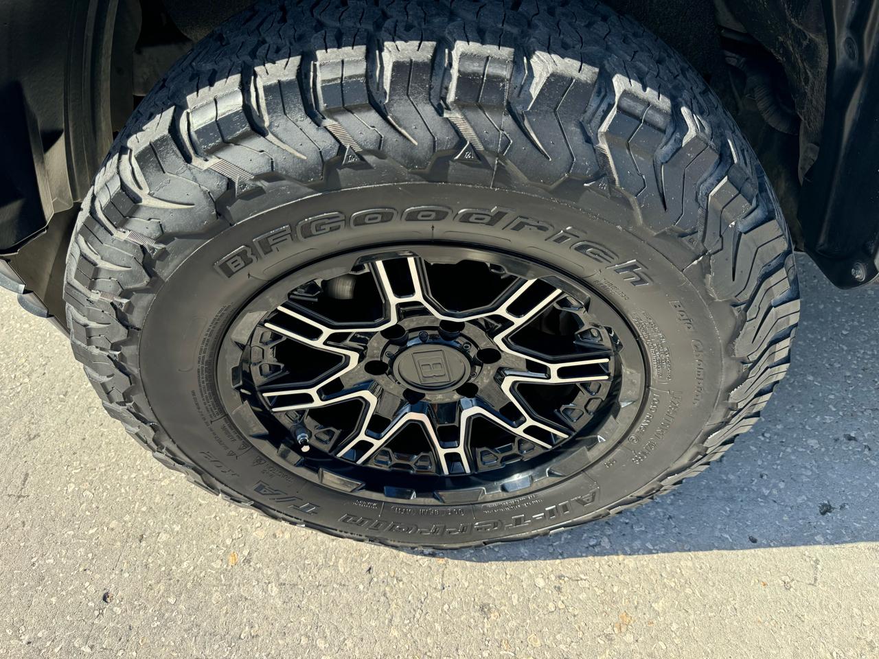 Toyota Tacoma 2WD Double Cab V6 AT SR5 (Natl) 2016