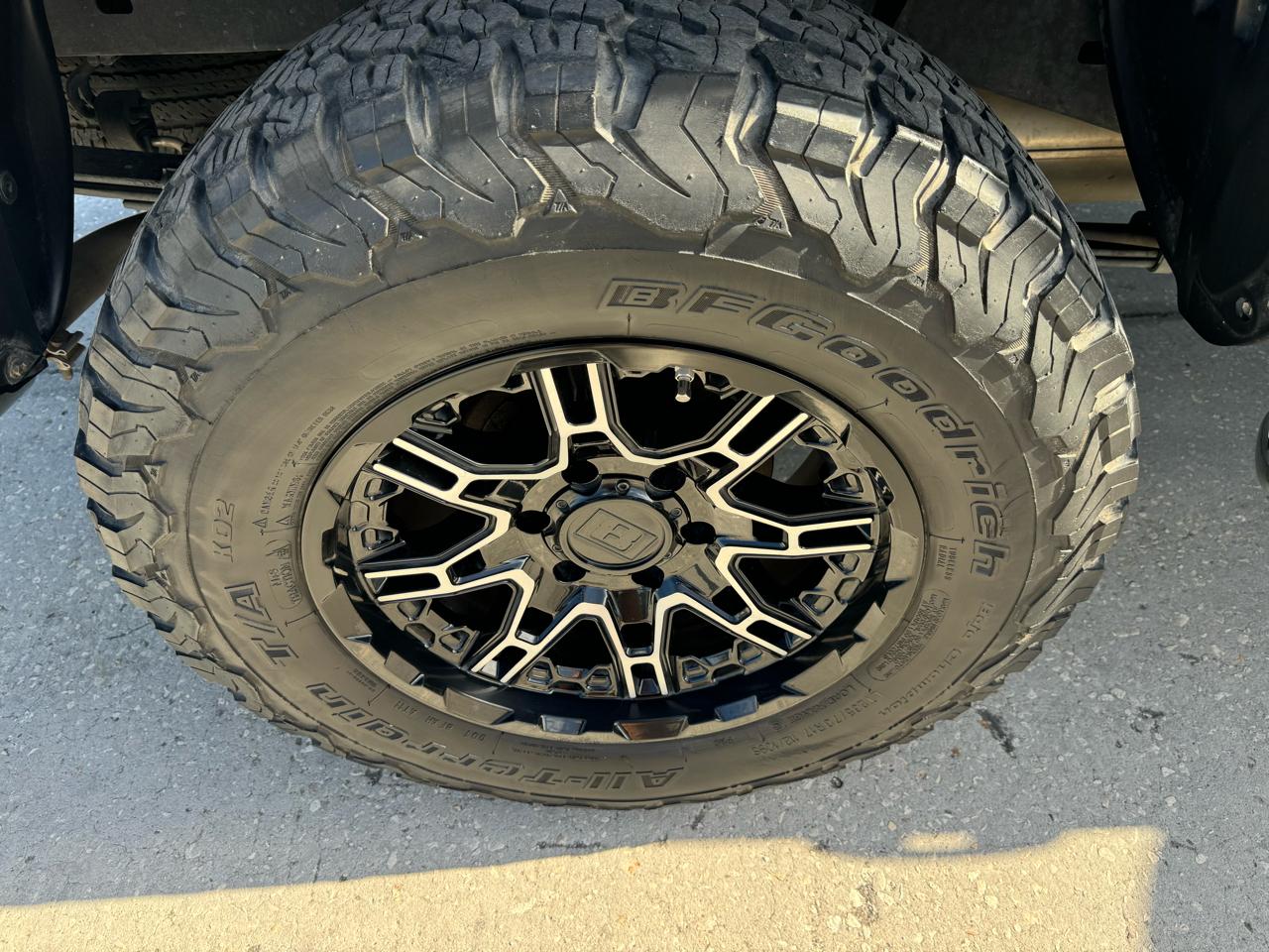 Toyota Tacoma 2WD Double Cab V6 AT SR5 (Natl) 2016