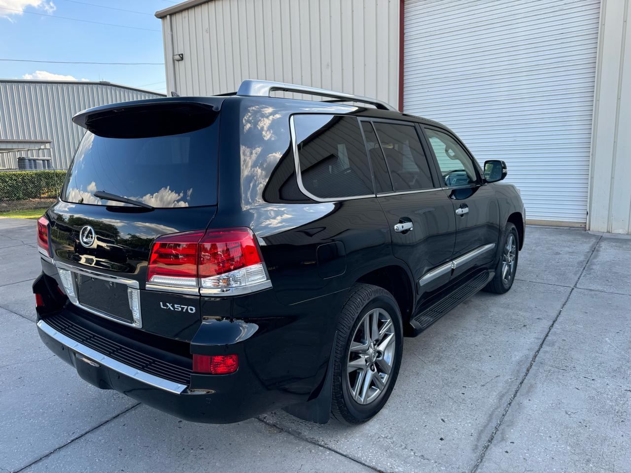 Lexus LX 570 Sport Utility 2015