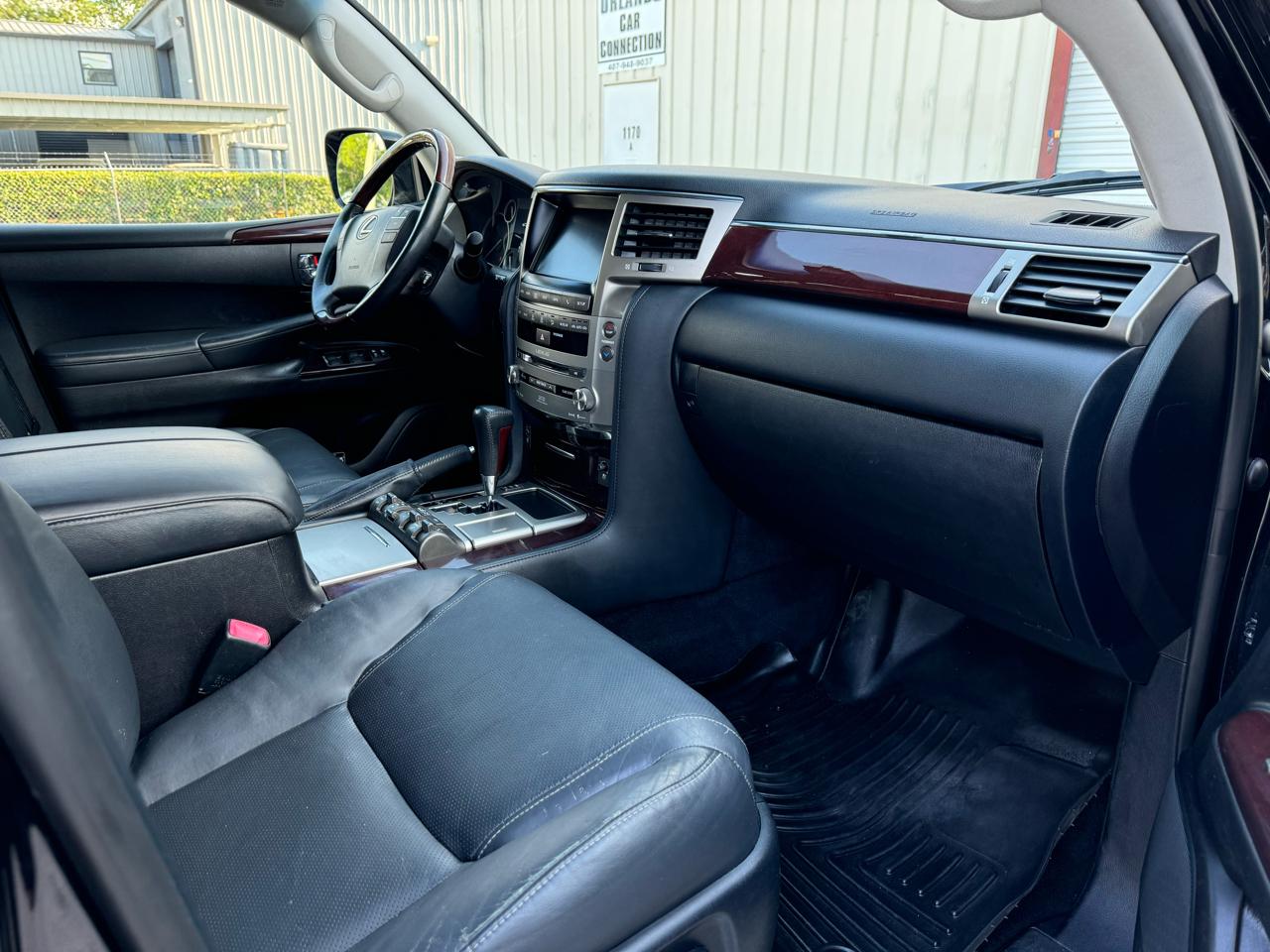 Lexus LX 570 Sport Utility 2015