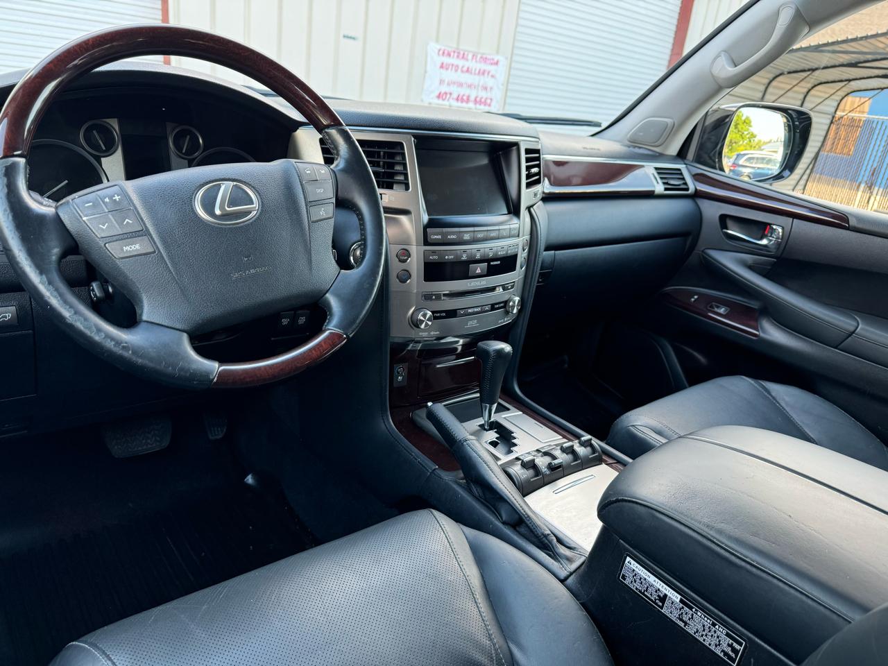 Lexus LX 570 Sport Utility 2015