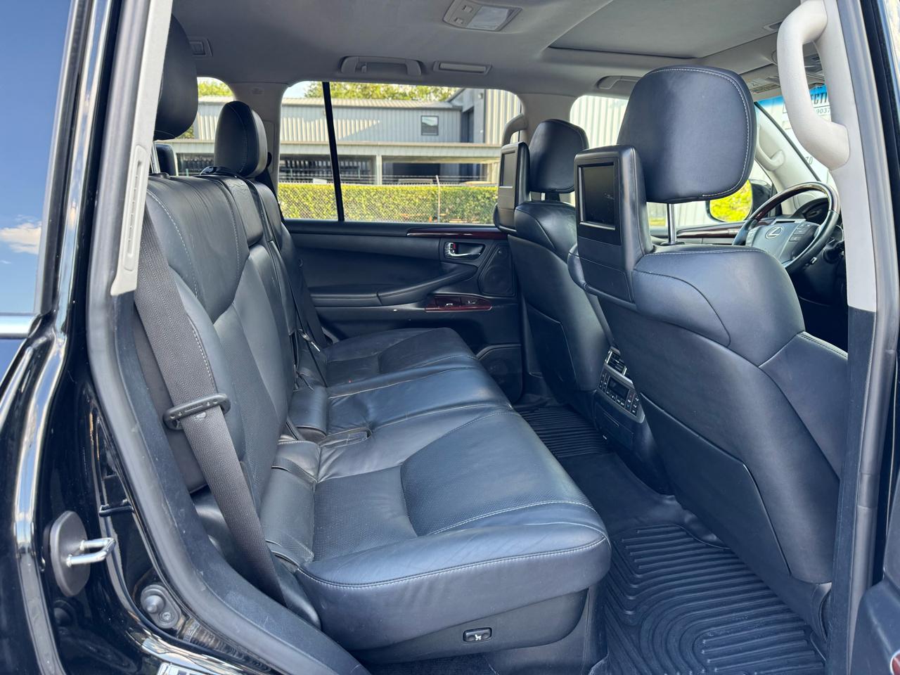 Lexus LX 570 Sport Utility 2015