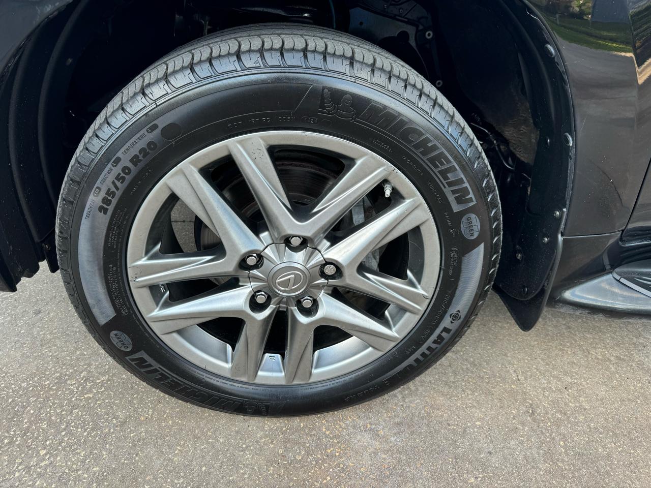 Lexus LX 570 Sport Utility 2015