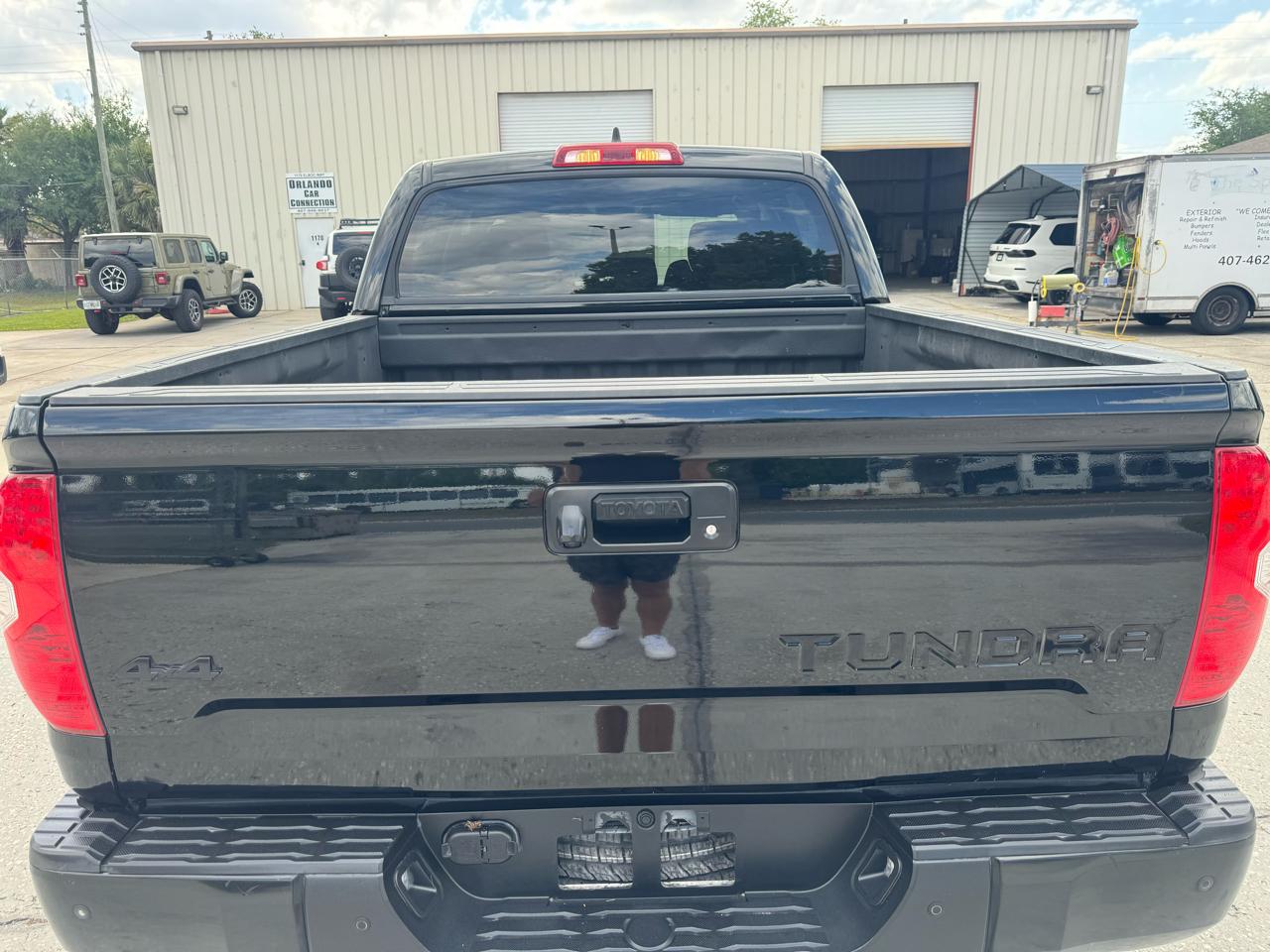 Toyota Tundra SR5 5.7L V8 CrewMax 4WD 2021