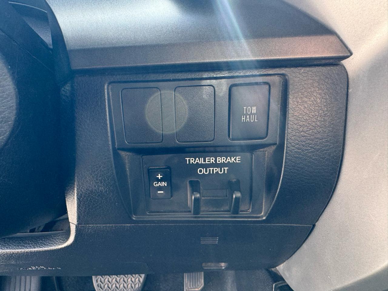 Toyota Tundra SR5 5.7L V8 CrewMax 4WD 2021
