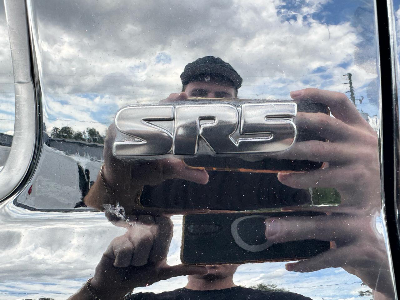 Toyota Tundra SR5 5.7L V8 CrewMax 4WD 2021